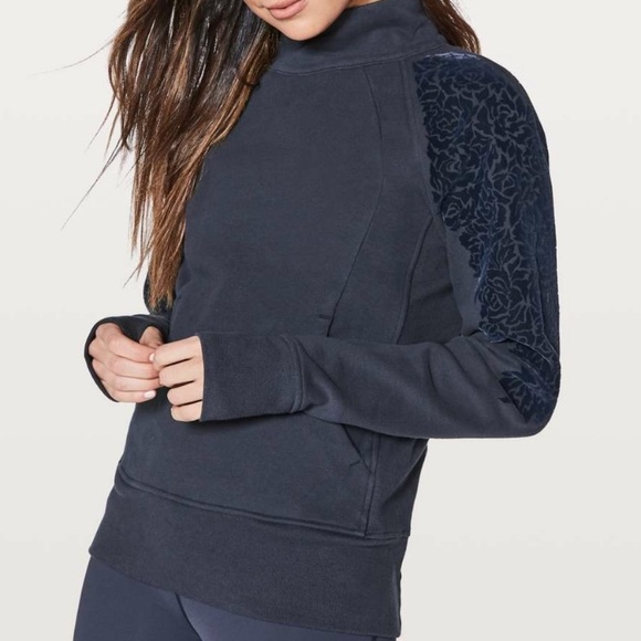 Lululemon sweatshirt - Picture 14 of 14